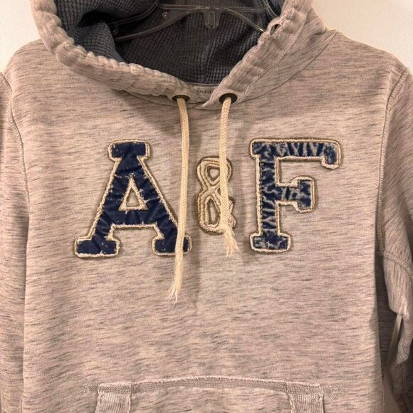 Abercrombie Fitch Men's Grey Hoodie Medium Muscle Fit Thermal Y2K Logo Distress - Picture 3 of 8